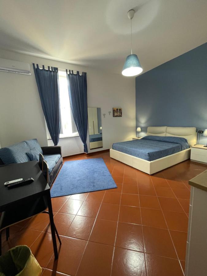 King Room,1416014475:JPEG