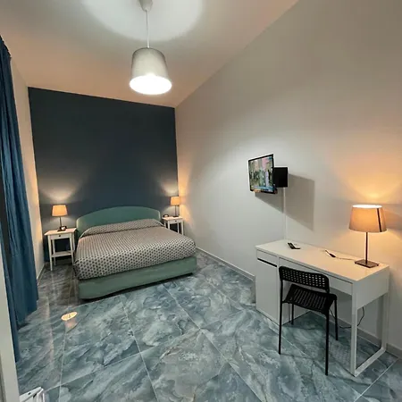 Dante Rooms-2